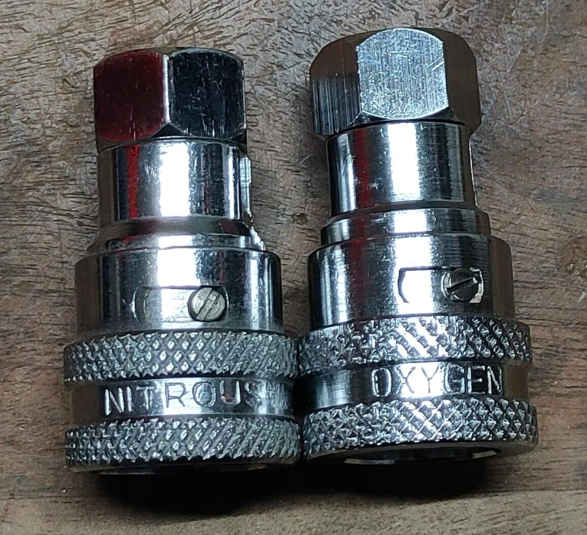 Self seling Valve